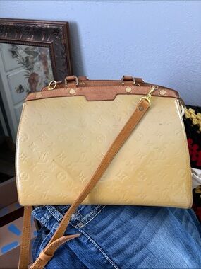 Louis Vuitton Vernis Brea GM Bag